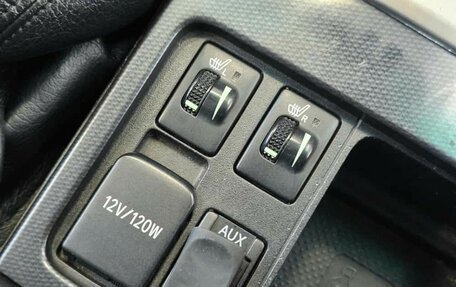 Toyota Land Cruiser Prado 150 рестайлинг 2, 2011 год, 2 779 000 рублей, 25 фотография