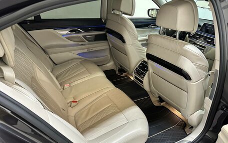 BMW 7 серия, 2015 год, 2 750 000 рублей, 7 фотография