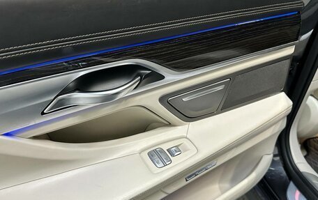 BMW 7 серия, 2015 год, 2 750 000 рублей, 15 фотография