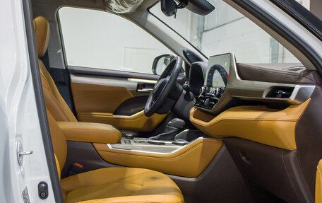 Toyota Highlander, 2025 год, 5 950 000 рублей, 17 фотография