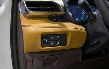 Toyota Highlander, 2025 год, 5 950 000 рублей, 25 фотография