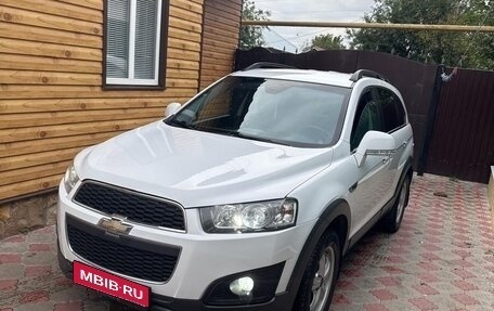 Chevrolet Captiva I, 2014 год, 1 333 000 рублей, 1 фотография