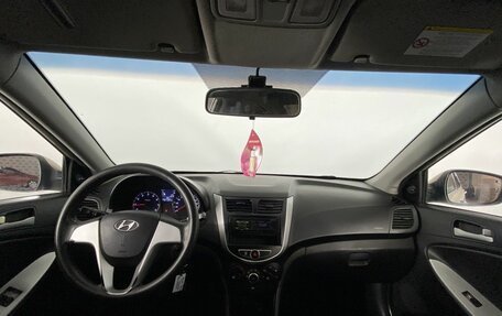 Hyundai Solaris II рестайлинг, 2011 год, 599 000 рублей, 11 фотография