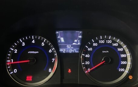 Hyundai Solaris II рестайлинг, 2011 год, 599 000 рублей, 16 фотография