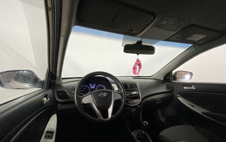 Hyundai Solaris II рестайлинг, 2011 год, 599 000 рублей, 14 фотография