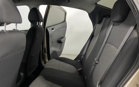 Hyundai Solaris II рестайлинг, 2011 год, 599 000 рублей, 10 фотография