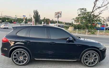 Porsche Cayenne III, 2010 год, 2 390 000 рублей, 8 фотография