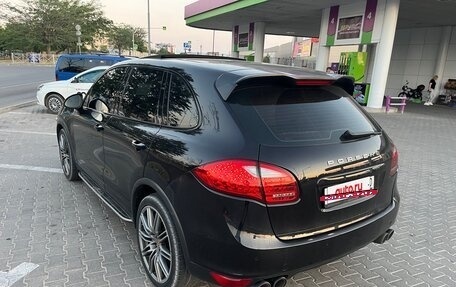 Porsche Cayenne III, 2010 год, 2 390 000 рублей, 5 фотография