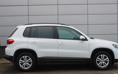 Volkswagen Tiguan I, 2014 год, 1 085 000 рублей, 5 фотография