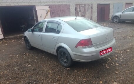 Opel Astra H, 2013 год, 520 000 рублей, 1 фотография