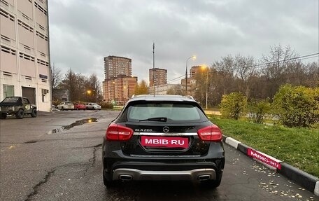 Mercedes-Benz GLA, 2015 год, 2 500 000 рублей, 3 фотография