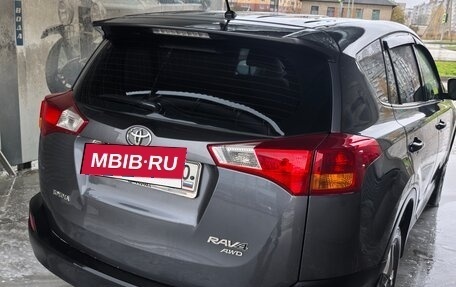 Toyota RAV4, 2013 год, 2 000 000 рублей, 4 фотография