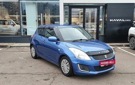 Suzuki Swift IV, 2015 год, 799 000 рублей, 3 фотография