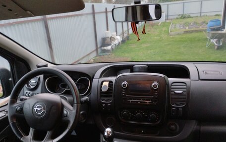 Opel Vivaro B, 2017 год, 2 300 000 рублей, 1 фотография