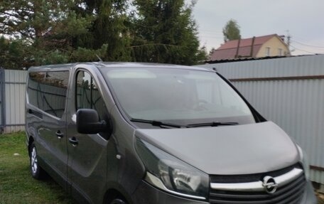 Opel Vivaro B, 2017 год, 2 300 000 рублей, 11 фотография