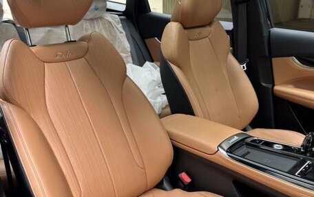 Geely Atlas, 2025 год, 2 500 000 рублей, 8 фотография