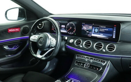 Mercedes-Benz E-Класс, 2019 год, 3 540 000 рублей, 12 фотография