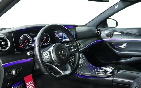 Mercedes-Benz E-Класс, 2019 год, 3 540 000 рублей, 13 фотография