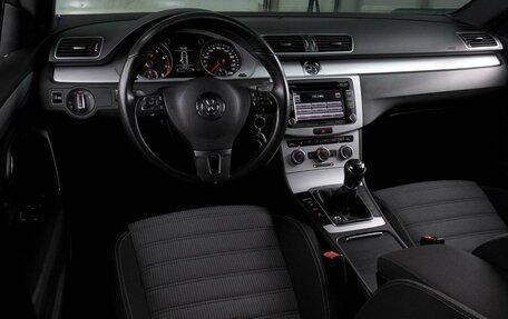 Volkswagen Passat CC I рестайлинг, 2012 год, 1 299 000 рублей, 6 фотография