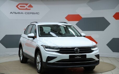 Volkswagen Tiguan II, 2021 год, 2 650 000 рублей, 3 фотография