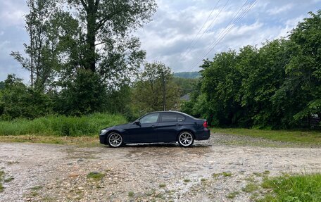 BMW 3 серия, 2005 год, 990 000 рублей, 3 фотография