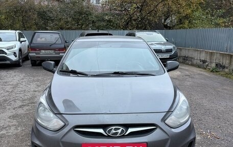 Hyundai Solaris II рестайлинг, 2013 год, 595 000 рублей, 6 фотография