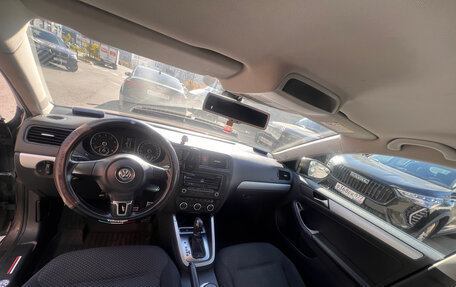 Volkswagen Jetta VI, 2012 год, 1 050 000 рублей, 8 фотография