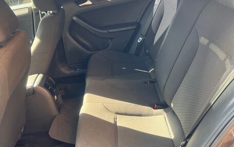 Volkswagen Jetta VI, 2012 год, 1 050 000 рублей, 10 фотография