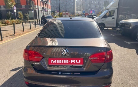 Volkswagen Jetta VI, 2012 год, 1 050 000 рублей, 4 фотография