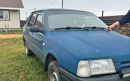 ИЖ 2126 «Ода», 2005 год, 85 000 рублей, 2 фотография