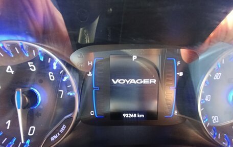 Chrysler Voyager, 2021 год, 3 300 000 рублей, 3 фотография