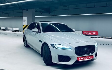 Jaguar XF II, 2020 год, 3 000 000 рублей, 3 фотография