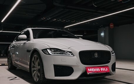 Jaguar XF II, 2020 год, 3 000 000 рублей, 9 фотография