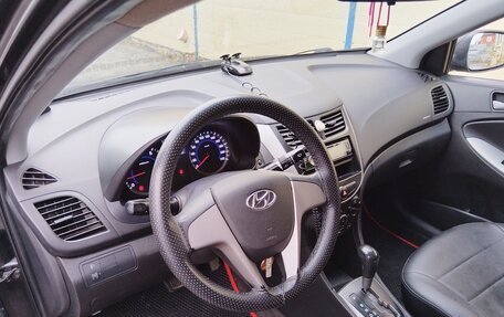 Hyundai Solaris II рестайлинг, 2016 год, 950 000 рублей, 4 фотография