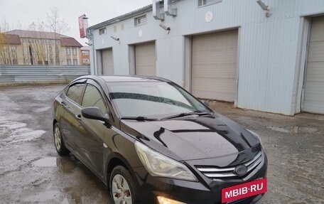 Hyundai Solaris II рестайлинг, 2016 год, 950 000 рублей, 3 фотография