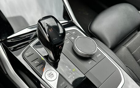 BMW 3 серия, 2019 год, 3 150 000 рублей, 14 фотография