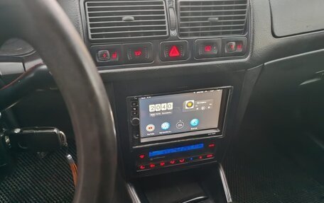 Volkswagen Golf IV, 2000 год, 500 000 рублей, 11 фотография