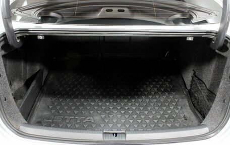 Volkswagen Jetta VI, 2013 год, 960 000 рублей, 18 фотография