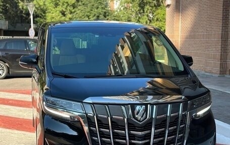 Toyota Alphard III, 2021 год, 5 300 000 рублей, 1 фотография