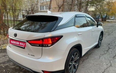 Lexus RX IV рестайлинг, 2021 год, 4 899 999 рублей, 16 фотография