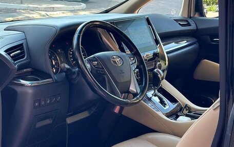 Toyota Alphard III, 2021 год, 5 300 000 рублей, 16 фотография