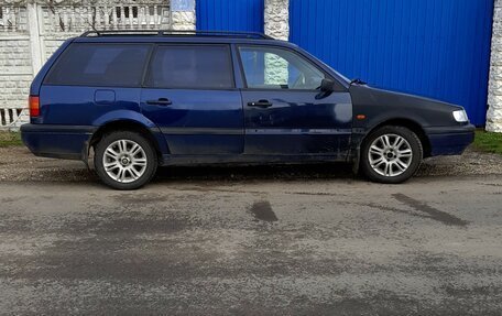 Volkswagen Passat B4, 1994 год, 230 000 рублей, 3 фотография