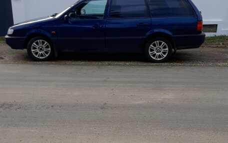 Volkswagen Passat B4, 1994 год, 230 000 рублей, 4 фотография