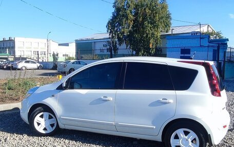 Nissan Note II рестайлинг, 2011 год, 850 000 рублей, 2 фотография