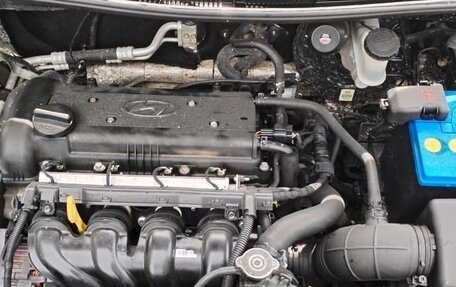 Hyundai Solaris II рестайлинг, 2014 год, 520 000 рублей, 9 фотография