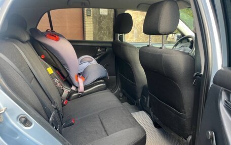Toyota Corolla, 2004 год, 525 000 рублей, 10 фотография