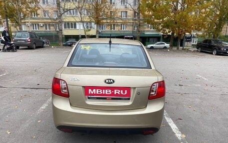 KIA Rio II, 2011 год, 650 000 рублей, 4 фотография