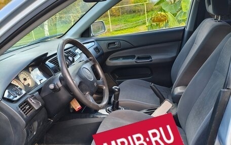 Mitsubishi Lancer IX, 2005 год, 370 000 рублей, 4 фотография