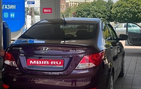 Hyundai Solaris II рестайлинг, 2013 год, 870 000 рублей, 1 фотография