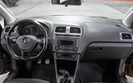 Volkswagen Polo VI (EU Market), 2016 год, 998 000 рублей, 14 фотография